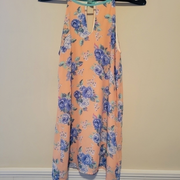Madelyn Floral sun dress size small. - Picture 1 of 5